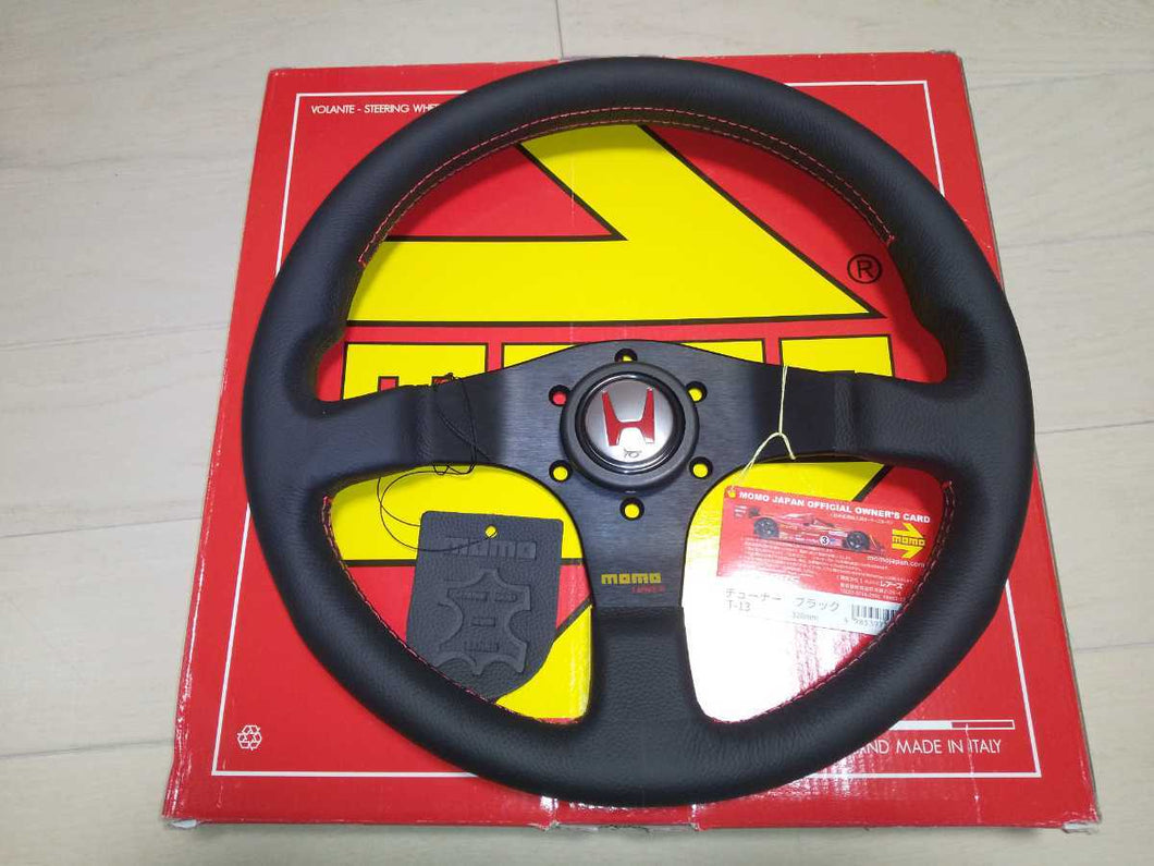 MOMO Tuner Steering Wheel & NSX-R Horn Button Combo